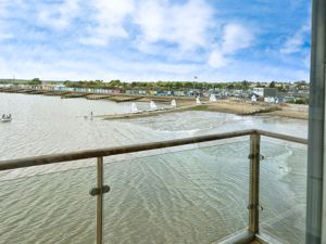 WATERSIDE MARINA- click for photo gallery